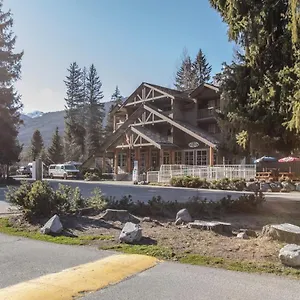 Riverside 3* Whistler